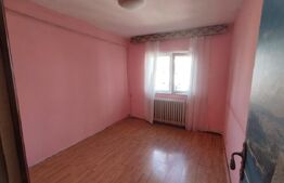 Apartament cu 3 camere, zona Mircea cel Batran