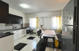 Apartament cu 3 camere, de vanzare, 82 mp, zona Cug