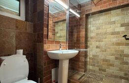 Apartament de inchiriat, cu 3 camere, zona centru 