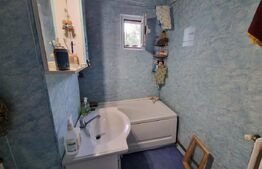 Apartament de vanzare, cu 3 camere, 68 mp, decomandat, zona Tătărași