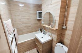 Apartament de inchiriat, cu 3 camere, lux, zona Podu Ros