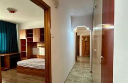 Apartament de inchiriat, cu 3 camere, 70 mp, decomandat, Piața C.U.G.