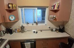 Apartament de vanzare, cu 2 camere, decomandat, zona Visani