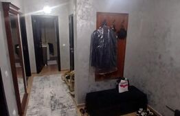 Apartament de vanzare, cu 2 camere, decomandat, zona Visani