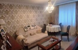 Apartament de vanzare, cu 2 camere, decomandat, zona Visani