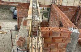 Apartament de vanzare, cu 2 camere, zona Lunca Cetatuii