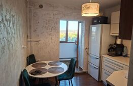 Apartament decomandat, 3 camere, 2 bai, zona Nicolina 