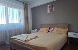 Apartament decomandat, 3 camere, 2 bai, zona Nicolina 