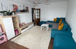 Apartament decomandat, 3 camere, 2 bai, zona Nicolina 