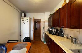 Apartament de vanzare, cu 4 camere, zona Cug