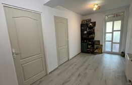 Apartament la casa 4 camere - Bucium