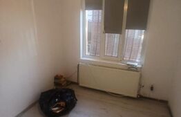 Apartament la casa 4 camere - Bucium