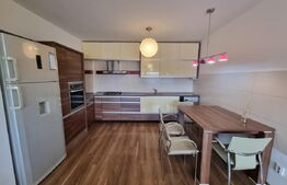 Apartament 3 camere, 94 mp, zona Tatarasi 