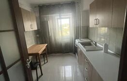 Apartament 3 camere, 60 mp, zona Central - Podul de fier 