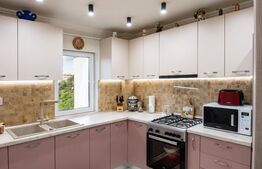 Apartament de 2 camere, decomandat, etaj intermediar, Arcu