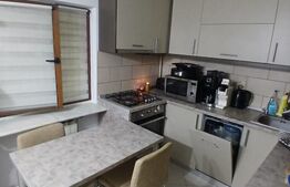 Apartament 4 camere, 80 mp, zona Nicolina 