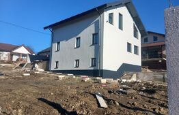 Vila moderna cu 5 camere in Valea Adanca, langa lac