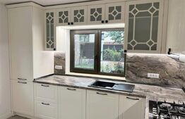 Vila de lux cu 5 camere in Galata, zona linistita 