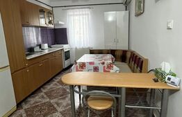 Apartament 3 camere, 80 mp, zona Galata 