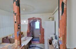 Apartament 3 camere, 75 mp, decomandat, Tomesti