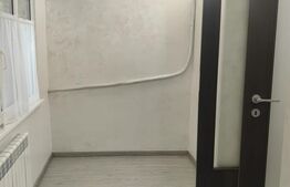 Apartament 3 camere, 55mp, zona Podul de Fier