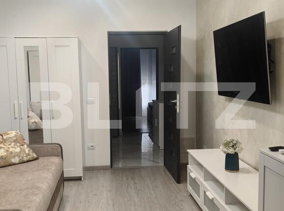 Apartament de închiriat 3 camere Podul de Fier - 180192AI | BLITZ Iași | Poza1