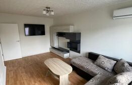 Apartament cu 3 camere, 64 mp, zona Podul De Fier