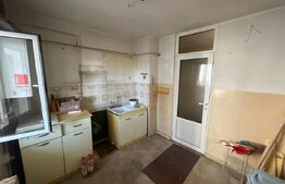 Apartament cu 4 camere, 80 mp, zona CUG