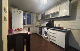 Apartament 3 camere, 74 mp, zona Alexandru cel Bun 