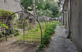 Casa de vanzare, 160 mp utili si 590 mp curte, zona 0 Iasi 