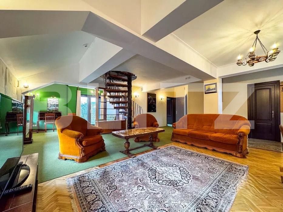 Apartament de închiriat 4 camere Podul de Fier - 183663AI | BLITZ Iași | Poza1