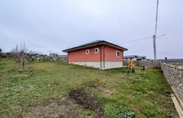 Casa de vanzare, 60 mp, zona Miroslava