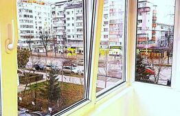 Apartament 3 camere, decomandat, 53 mp, zona Păcurari