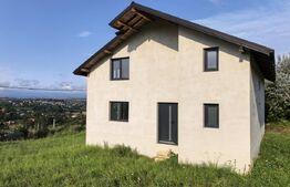Casă individuală 4 camere, 120 mp utili, zona Bucium 