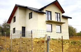 Casă individuală 4 camere, 120 mp utili, zona Bucium 