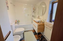 Apartament de vanzare, cu 3 camere, 100 mp, zona Breazu