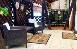 Casa superba 6 camere, 240 mp, zona Bucium