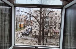 Apartament 3 camere, 49 mp, zona Alexandru cel Bun