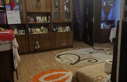 Apartament 3 camere, 49 mp, zona Alexandru cel Bun