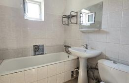 Apartament 3 camere, 60 mp, zona Nicolina