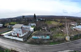Casa batraneasca in Tomesti