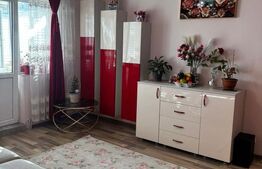 Apartament 3 camere, 50 mp, zona Alexandru cel Bun
