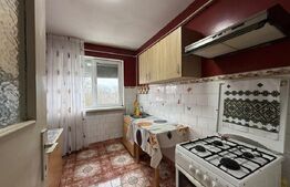 Apartament 3 camere, 54 mp, zona Tatarasi