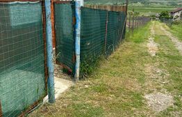 Teren intravilan cu cabana, 700mp, Ciurea