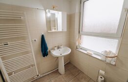 Oportunitate rară – Garsonieră modernă cu parcare și curte | Podu Roș – Granit 