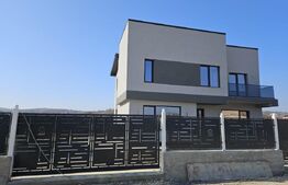 Vila de lux cu 4 camere in Tomesti 