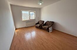 Apartament 3 camere, 76 mp, zona Nicolina 