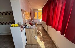 Apartament 3 camere, 76 mp, zona Nicolina 