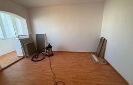 Apartament 3 camere, 76 mp, zona Nicolina 