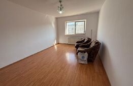 Apartament 3 camere, 76 mp, zona Nicolina 